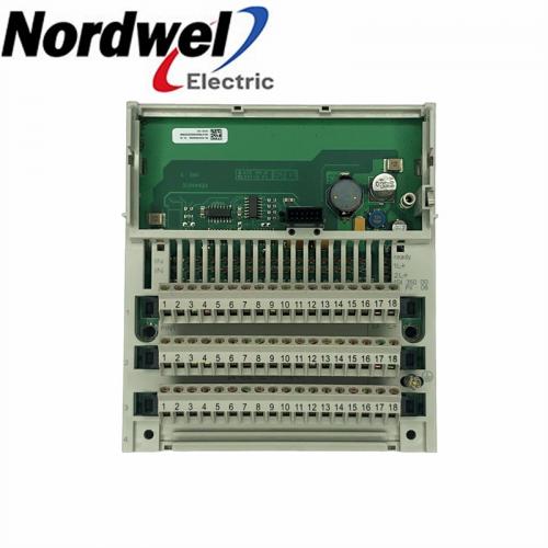 SCHNEIDER | 170ADI35000 | Digital Input Module
